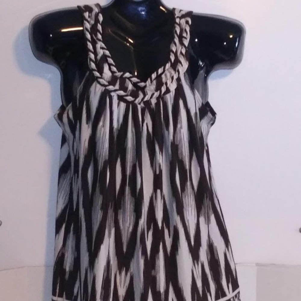 Milk and chocolate diamond pattern rope neck shell